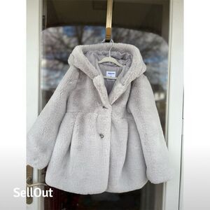 Mayoral Girls Faux Fur Hooded Coat Gray Size 6 Winter Casual Button Up